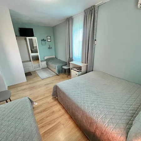 House Varna-3 3*