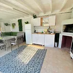 House Varna-3 3* Крапец
